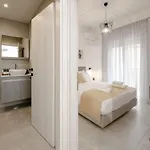 Minimal Chic Retreat Apartment