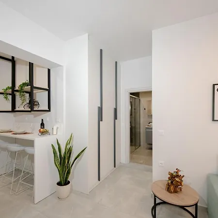 דירה Minimal Chic Retreat חאניה